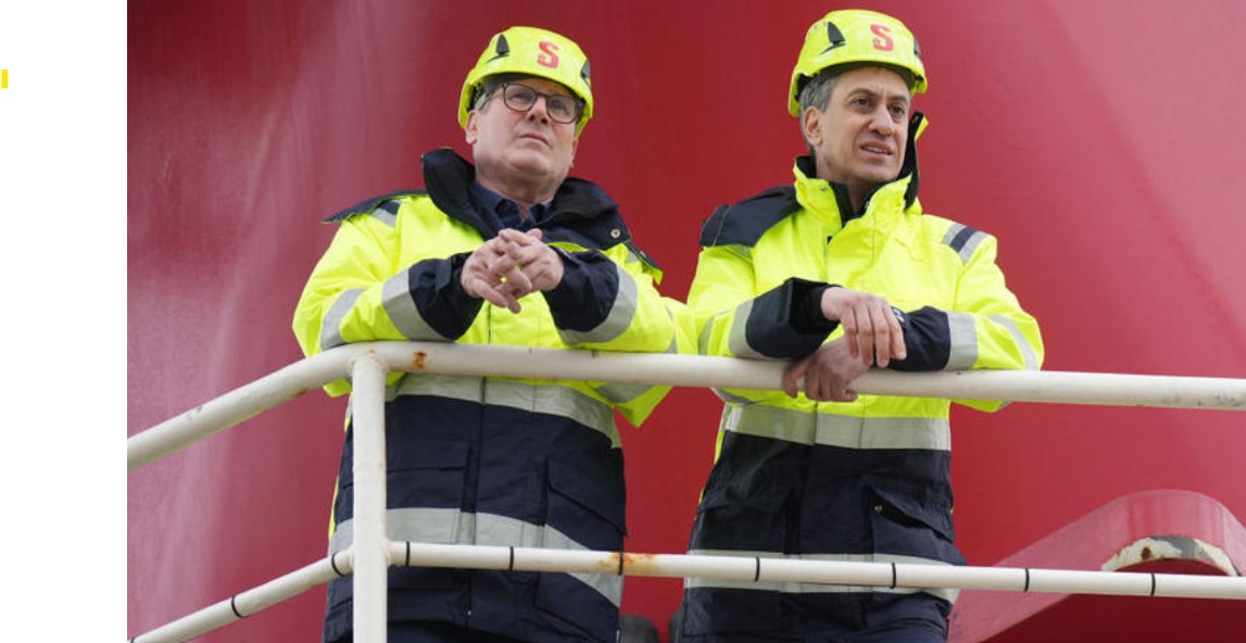 Keir Starmer and Ed Miliband in high vis jackets